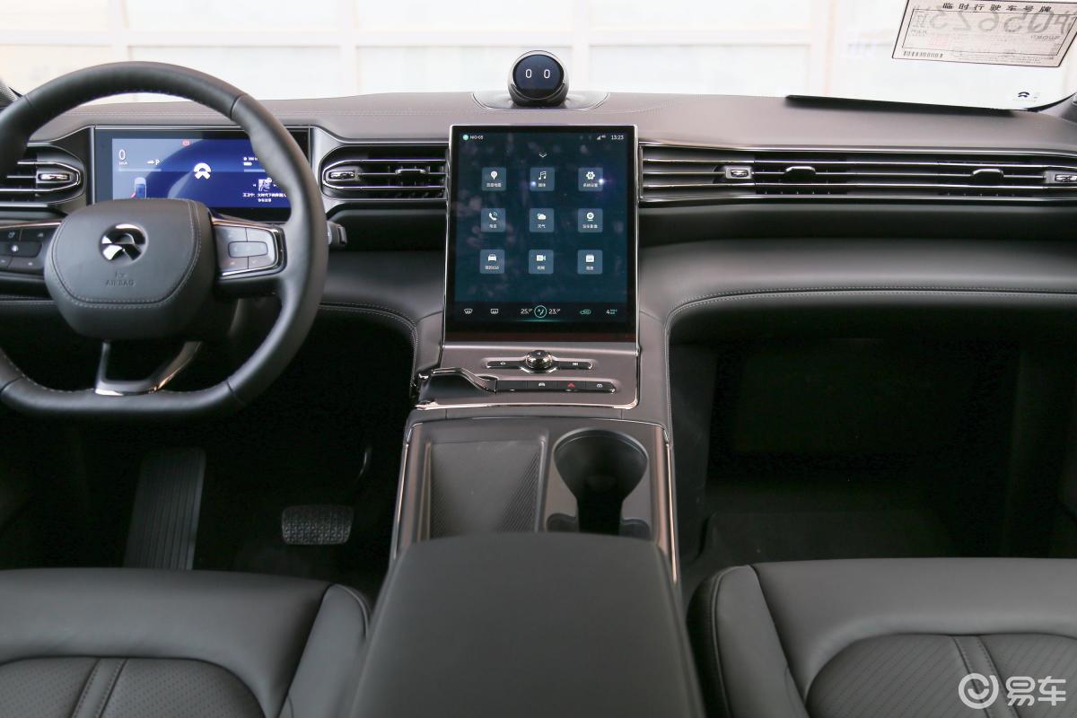 【蔚来es62019款首发纪念版 70kwh中控台整体汽车图片-汽车图片大全】