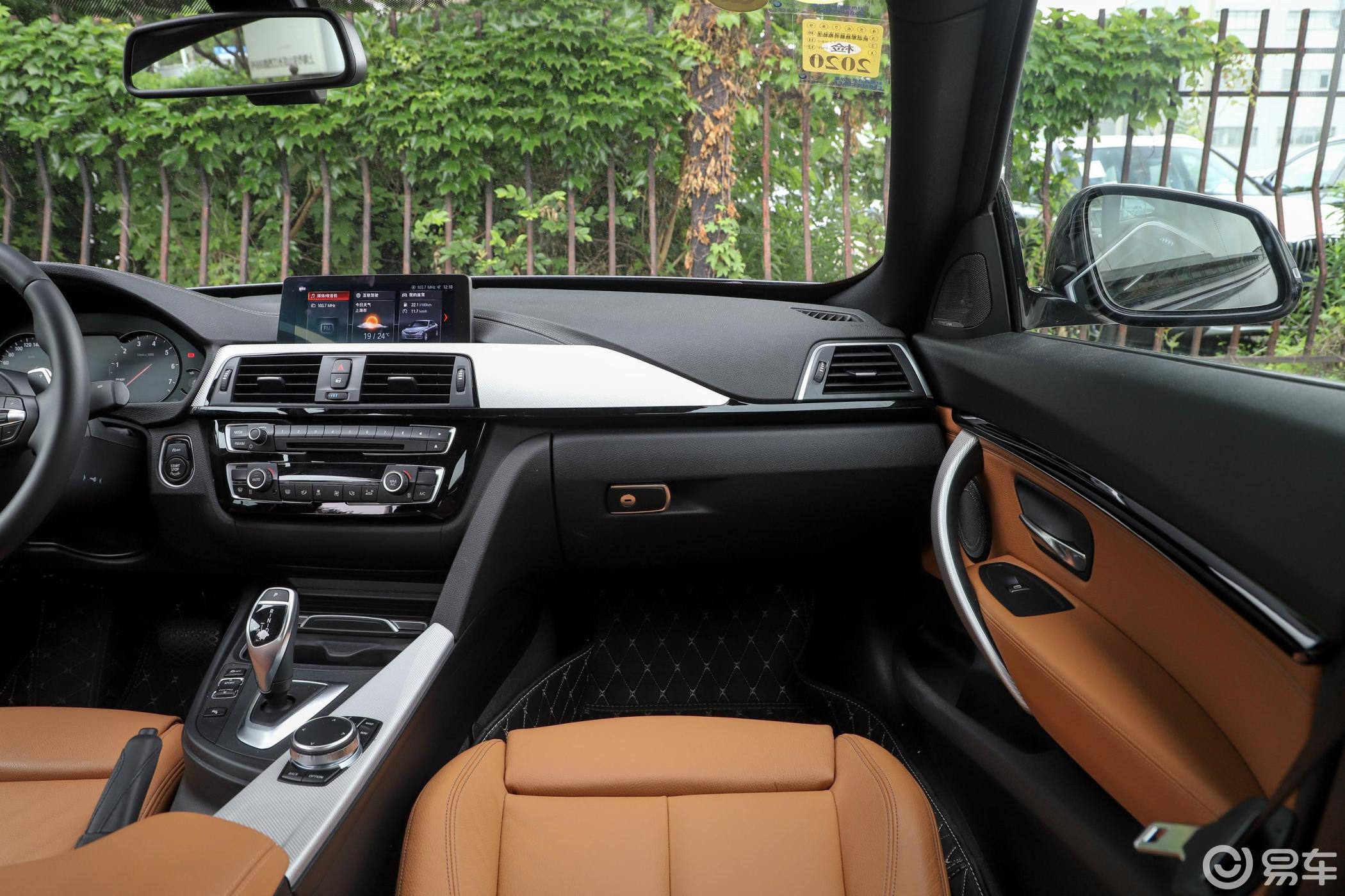 【宝马3系gt2019款320i m运动版副驾驶位区域汽车图片-汽车图片大全】