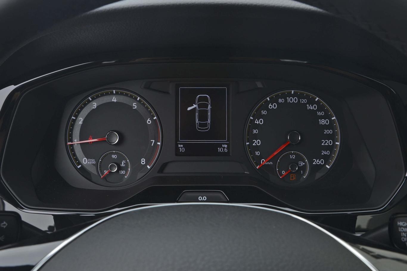 宝来改款 1.5l 手自一体 精英型 国vi仪表盘