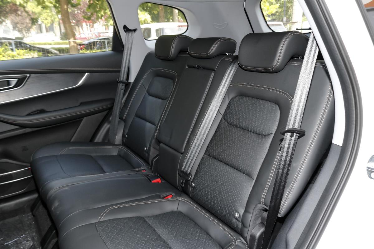 【瑞虎82019款1.5tci 手动 时尚版空间汽车图片-汽车图片大全】-易车