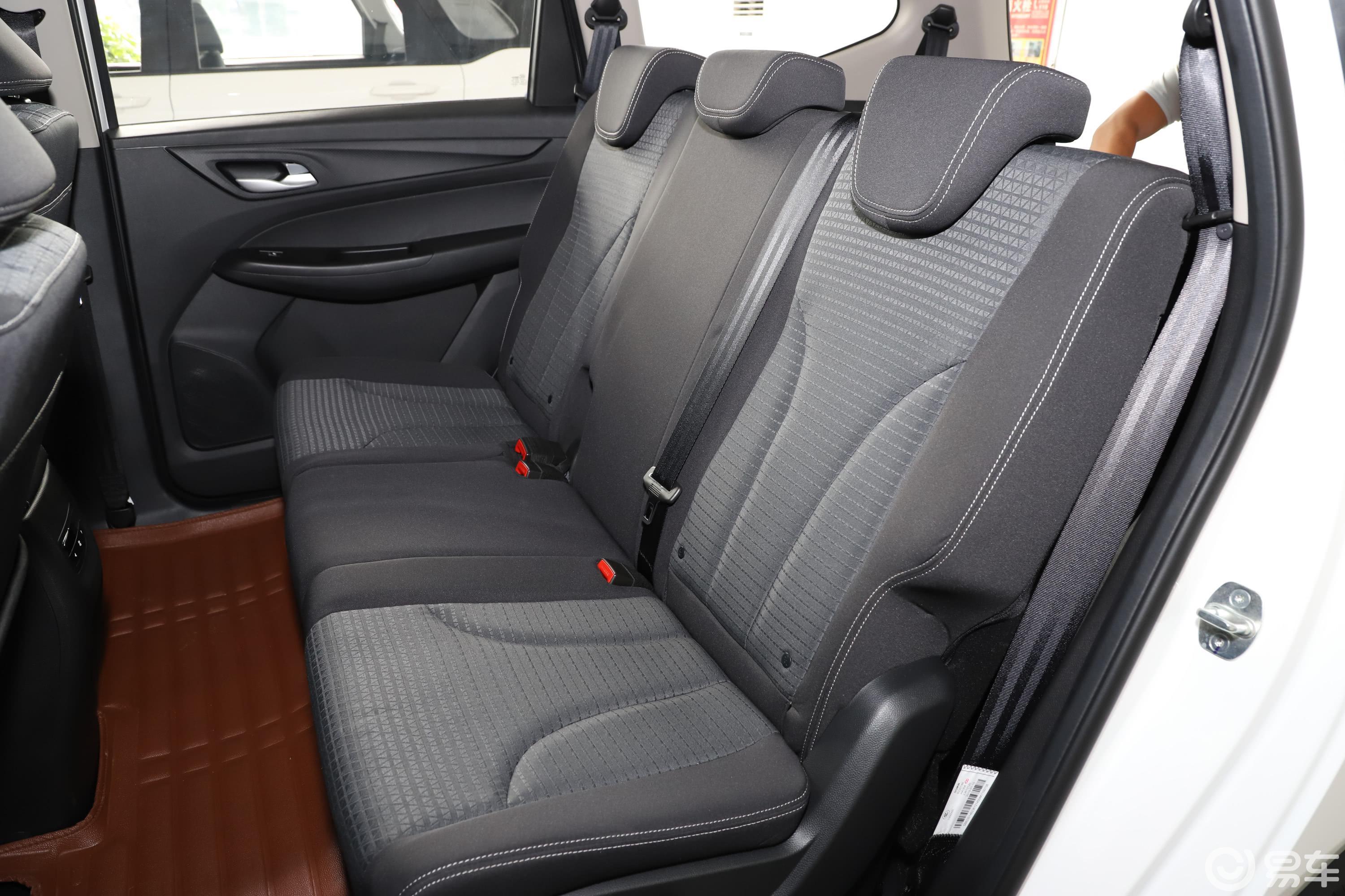 【宝骏7302019款1.