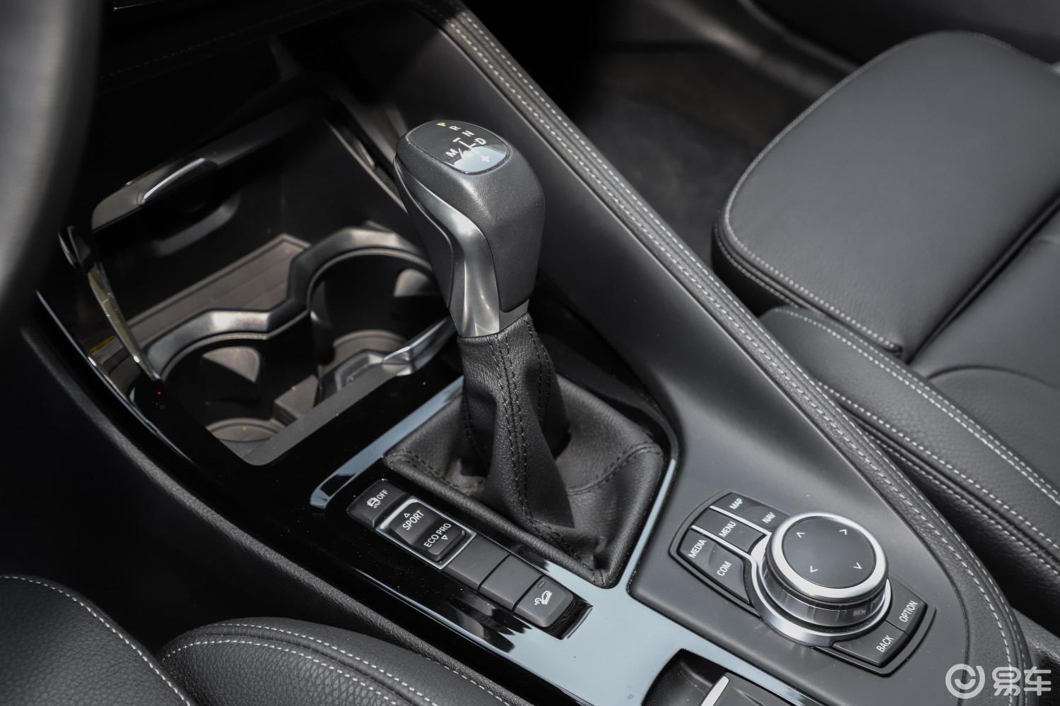 【宝马x12019款xdrive20li 豪华版换挡杆汽车图片-汽车图片大全】