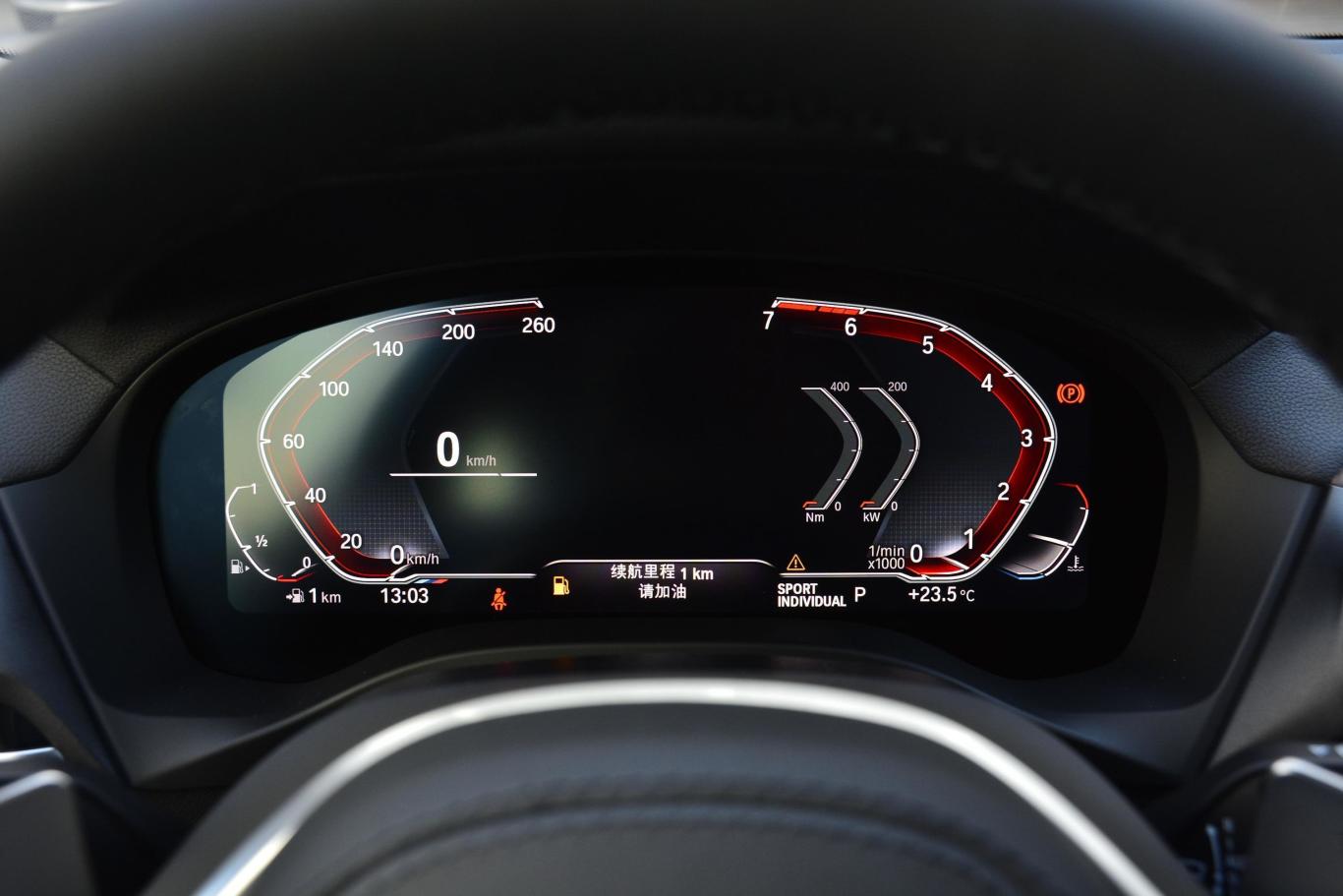宝马x3xdrive 28i m运动套装仪表盘