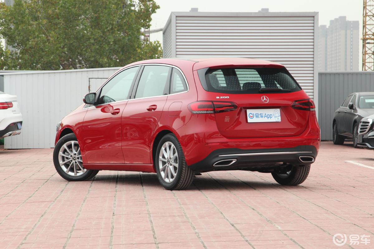 【奔驰b级2020款b 200 时尚型侧后45度车头向左水平汽车图片-汽车图片