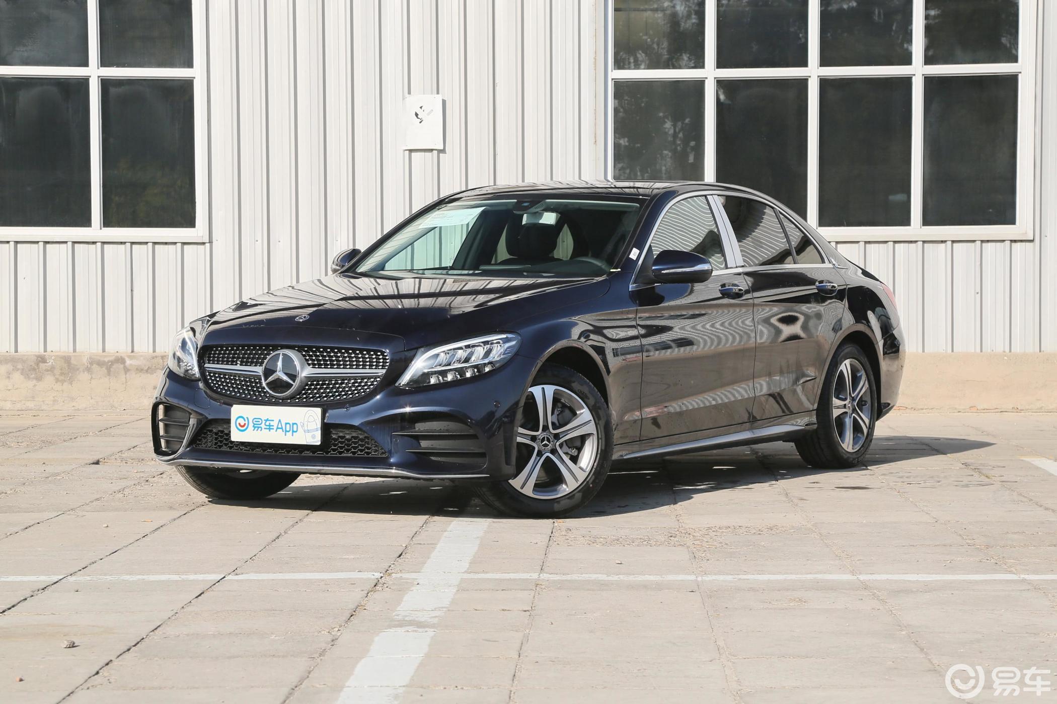 【奔驰c级2020款c 260 l 运动版侧前45度车头向左水平汽车图片-汽车