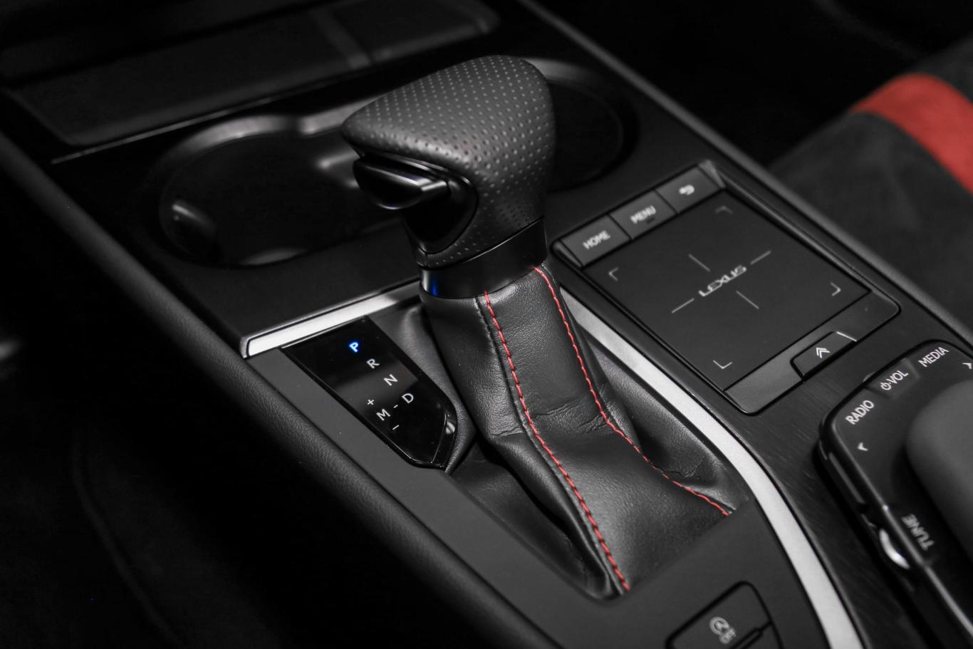 雷克萨斯ux200 f sport版内饰