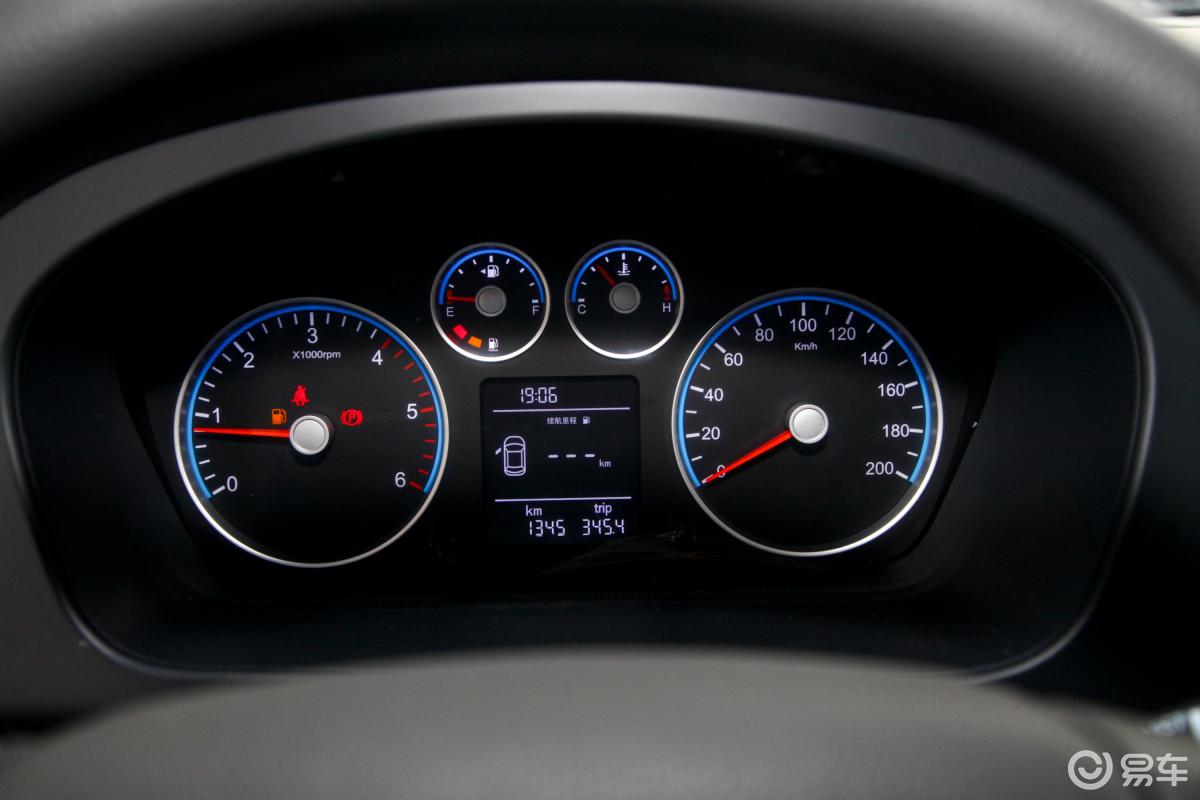 e5 2.8t 手动 两驱 厢货版