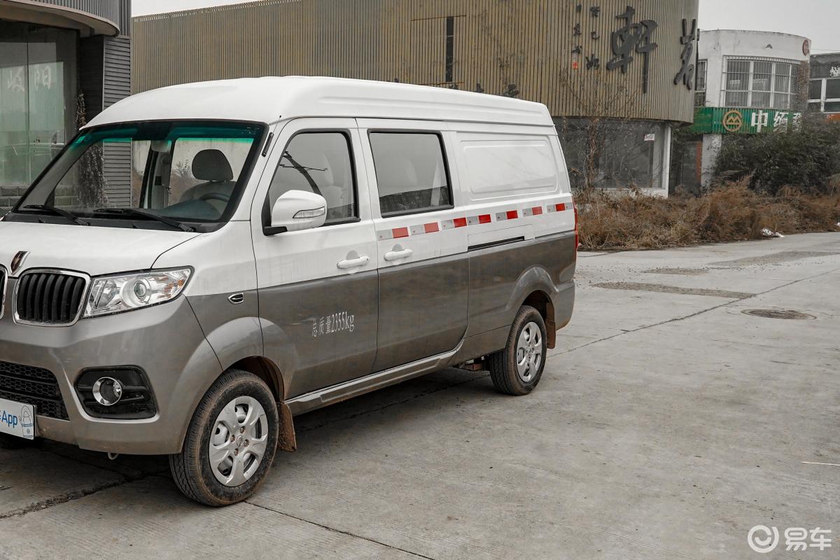 华晨鑫源  金杯海狮x30l  2019款  2021款  2019款  2018款  2017款