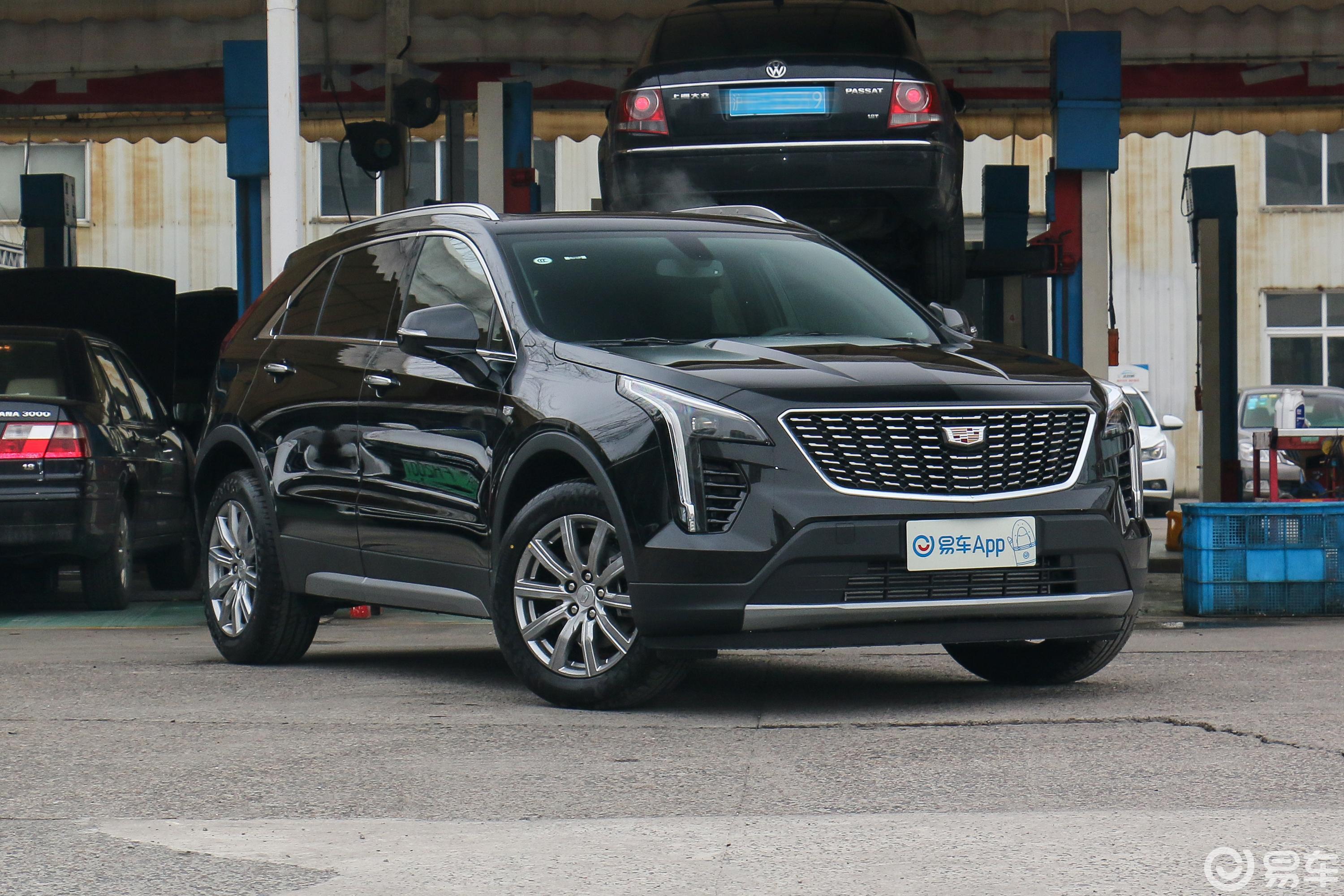 上汽通用凯迪拉克  凯迪拉克xt4  2020款  2020款  2018款  28t 两驱