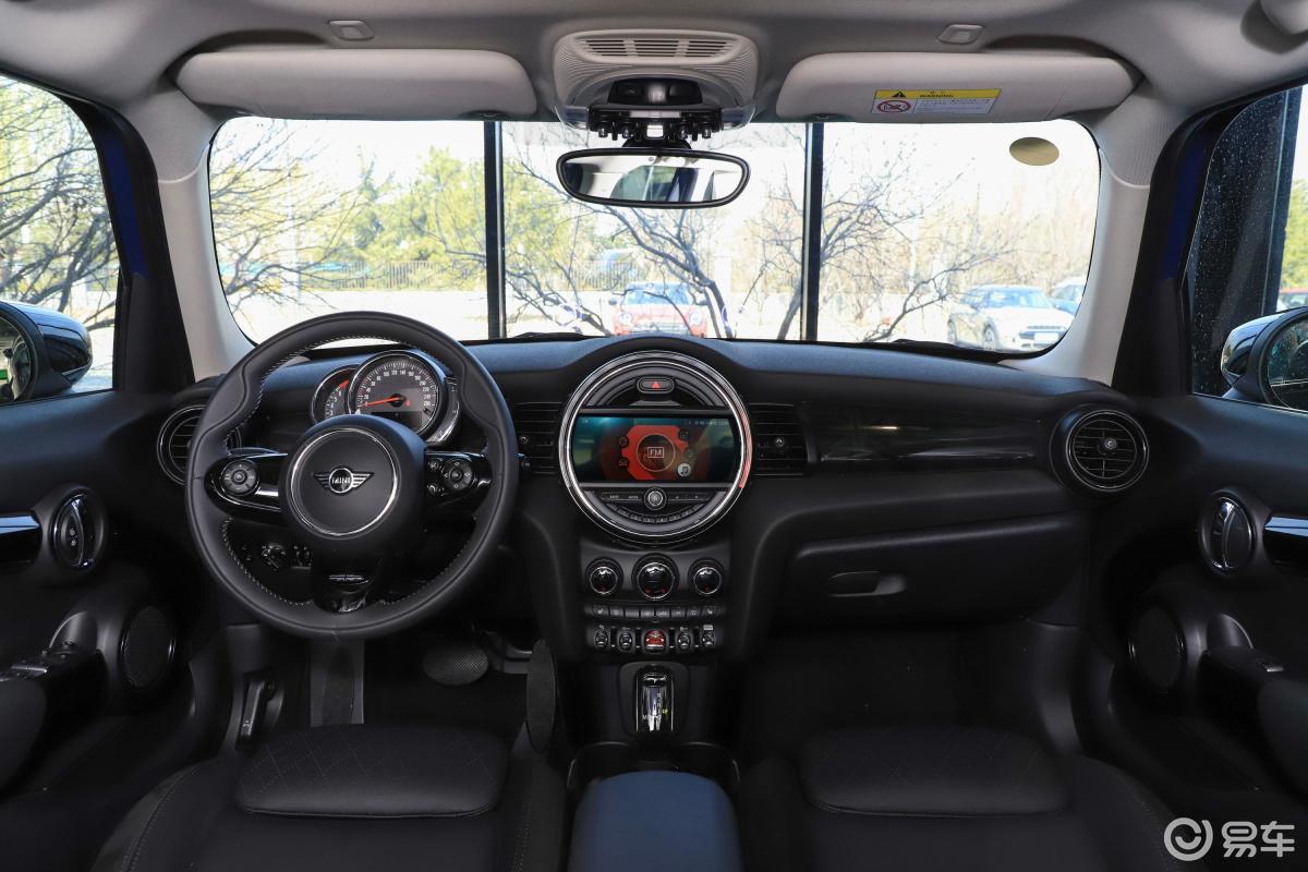 5t cooper 经典派内饰全景正拍汽车图片-汽车图片大全】-易车