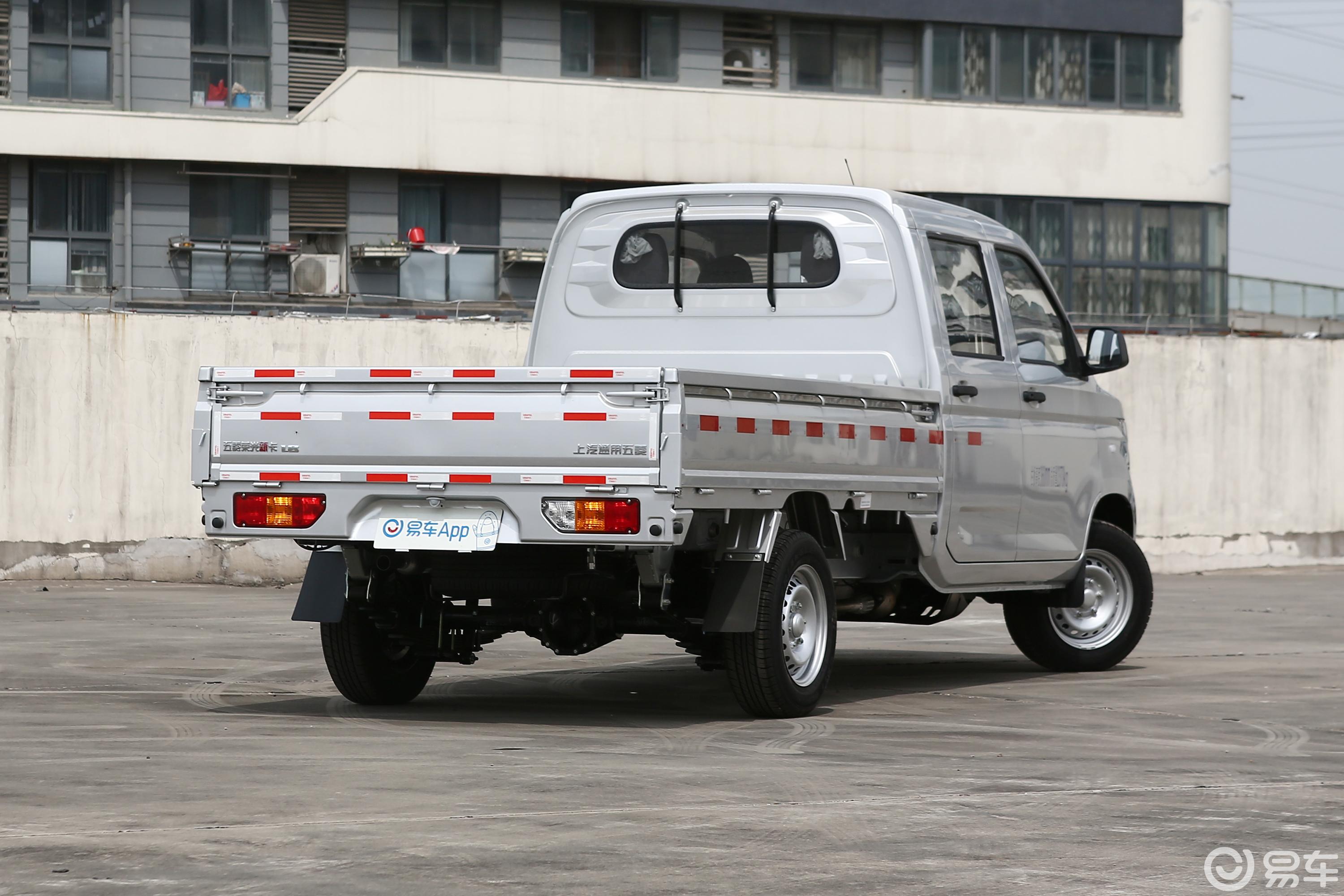 1.8l 手动 双排 国vi