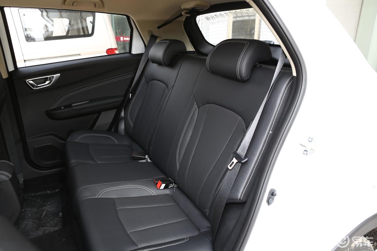 5l cvt 尊贵型后排座椅汽车图片-汽车图片大全】-易车