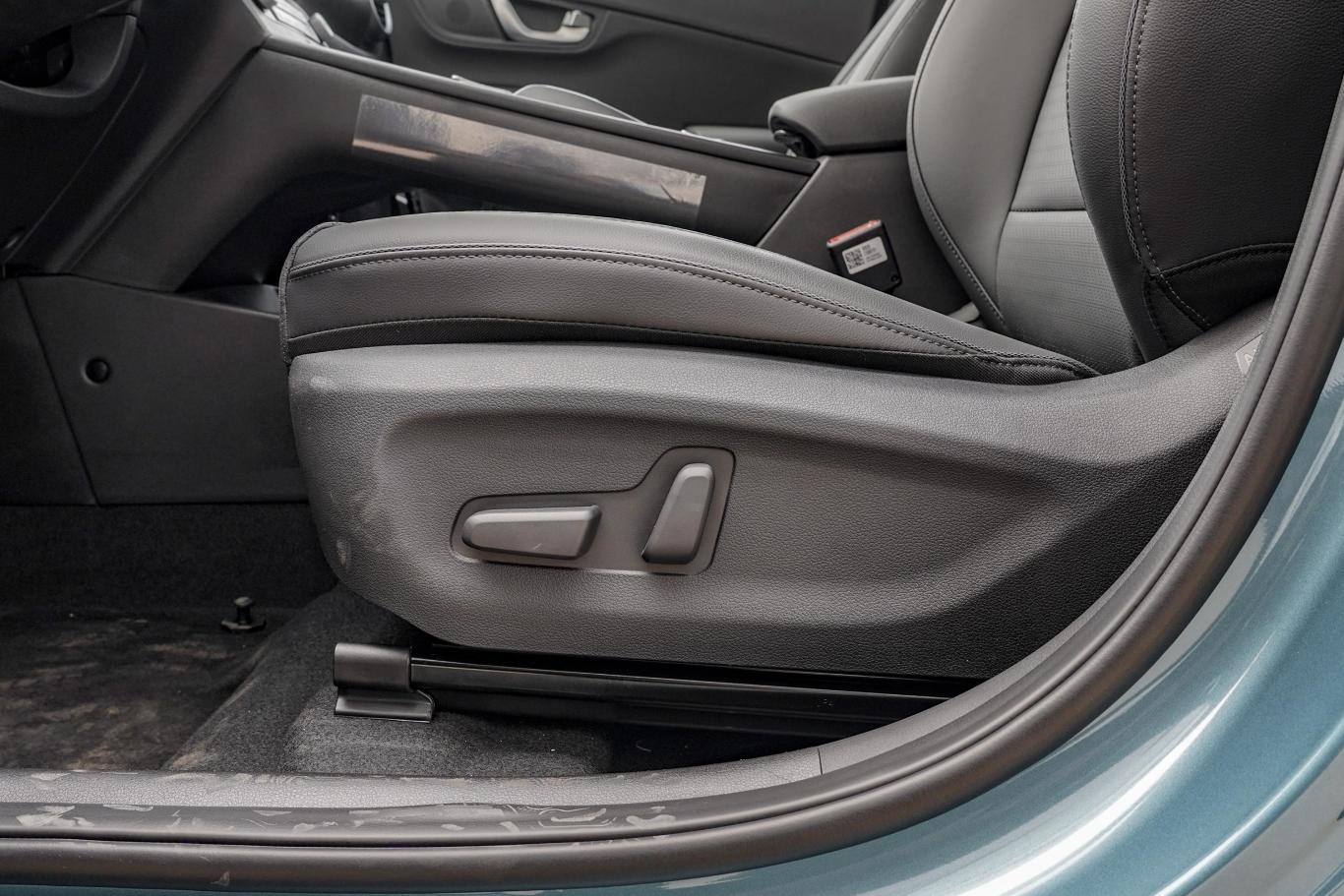 昂希诺 纯电动gls 智捷版内饰