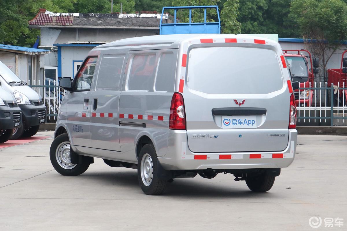 【五菱荣光ev2020款300km 封窗版基本型 2座侧后45度车头向左水平汽车