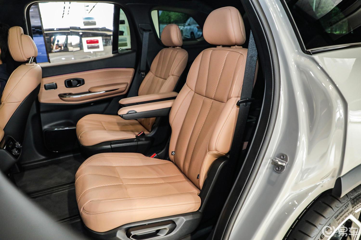 【蔚来es82020款基准版 70kwh 6座后排座椅汽车图片-汽车图片大全】