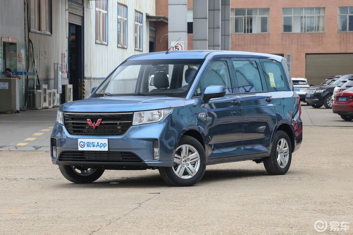 1.5l 手动 舒适型 7座