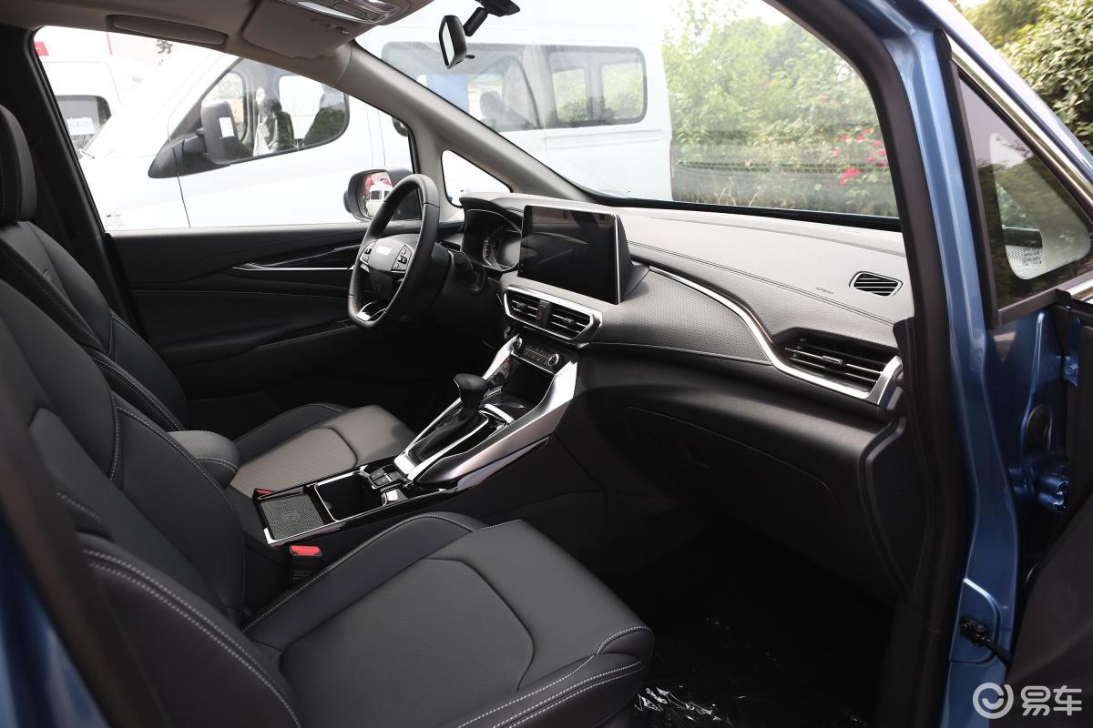 上汽大通maxus g50