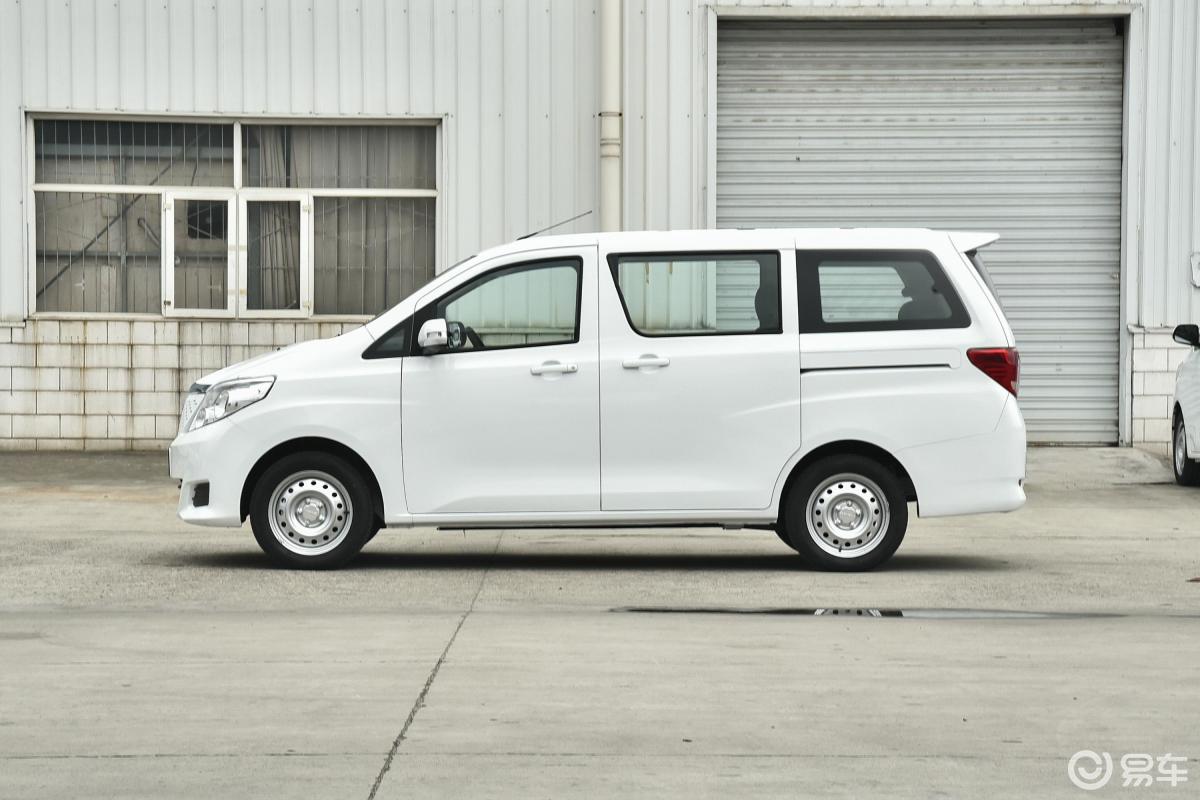 【斯派卡ev2020款r350 精英版正侧车头向左水平汽车图片-汽车图片大全