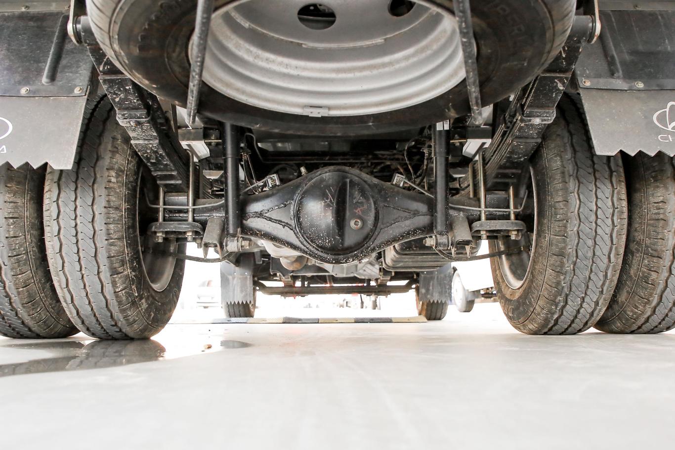 5l 单排双后轮 舒适版 sc1031ygd65 汽油 国vi后悬架整体