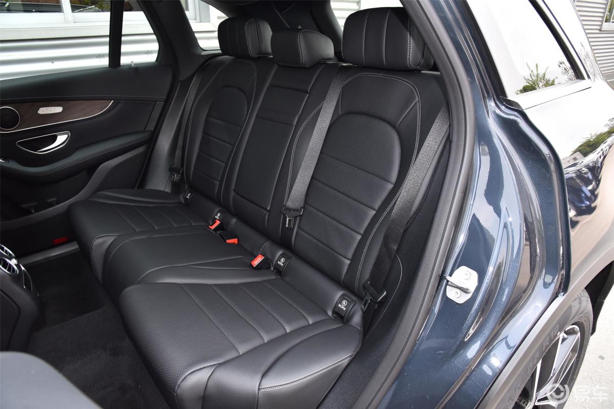 【奔驰glc2021款glc 300 l 4matic 动感型后排座椅汽车图片-汽车图片