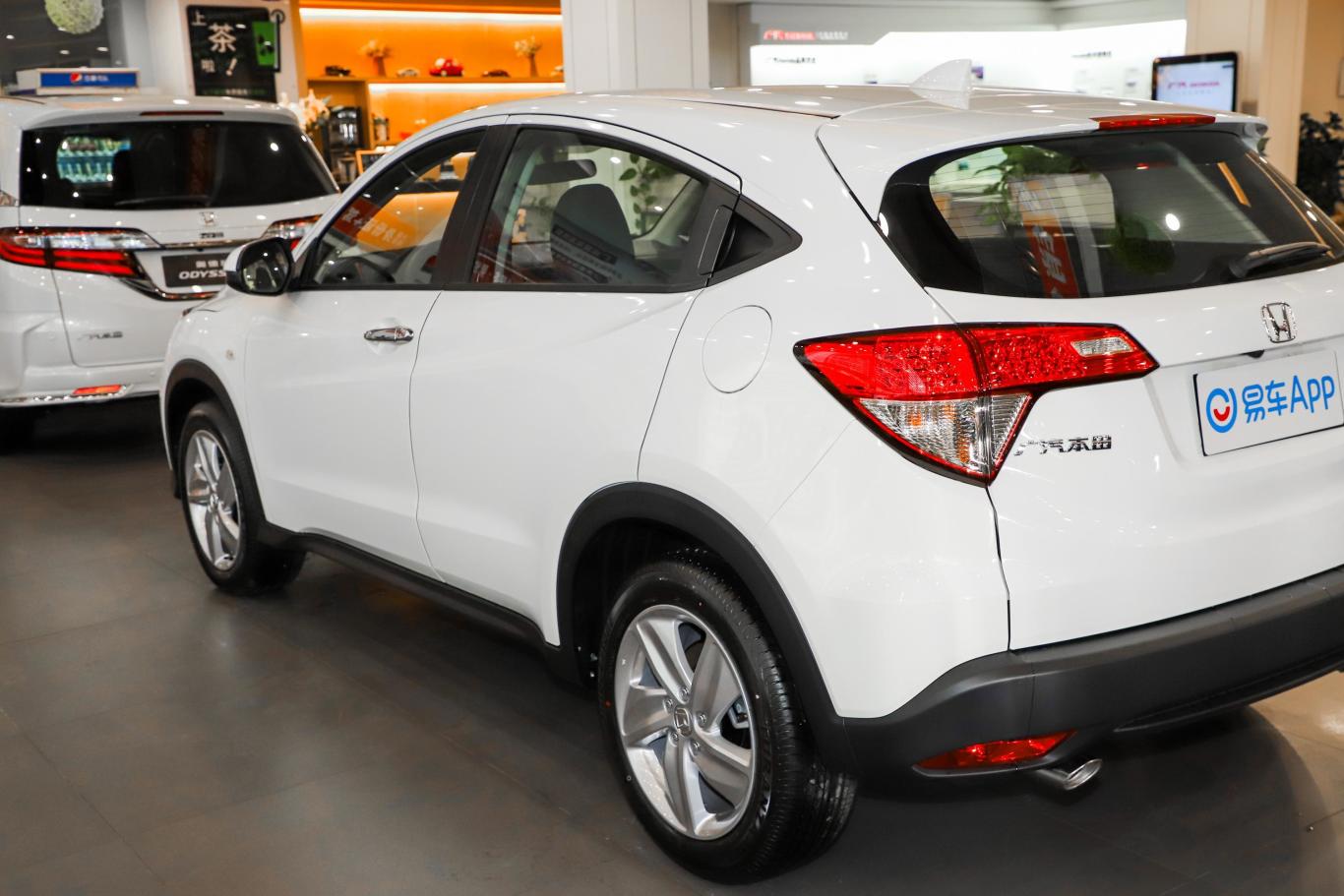 缤智220turbo cvt 精英版外观