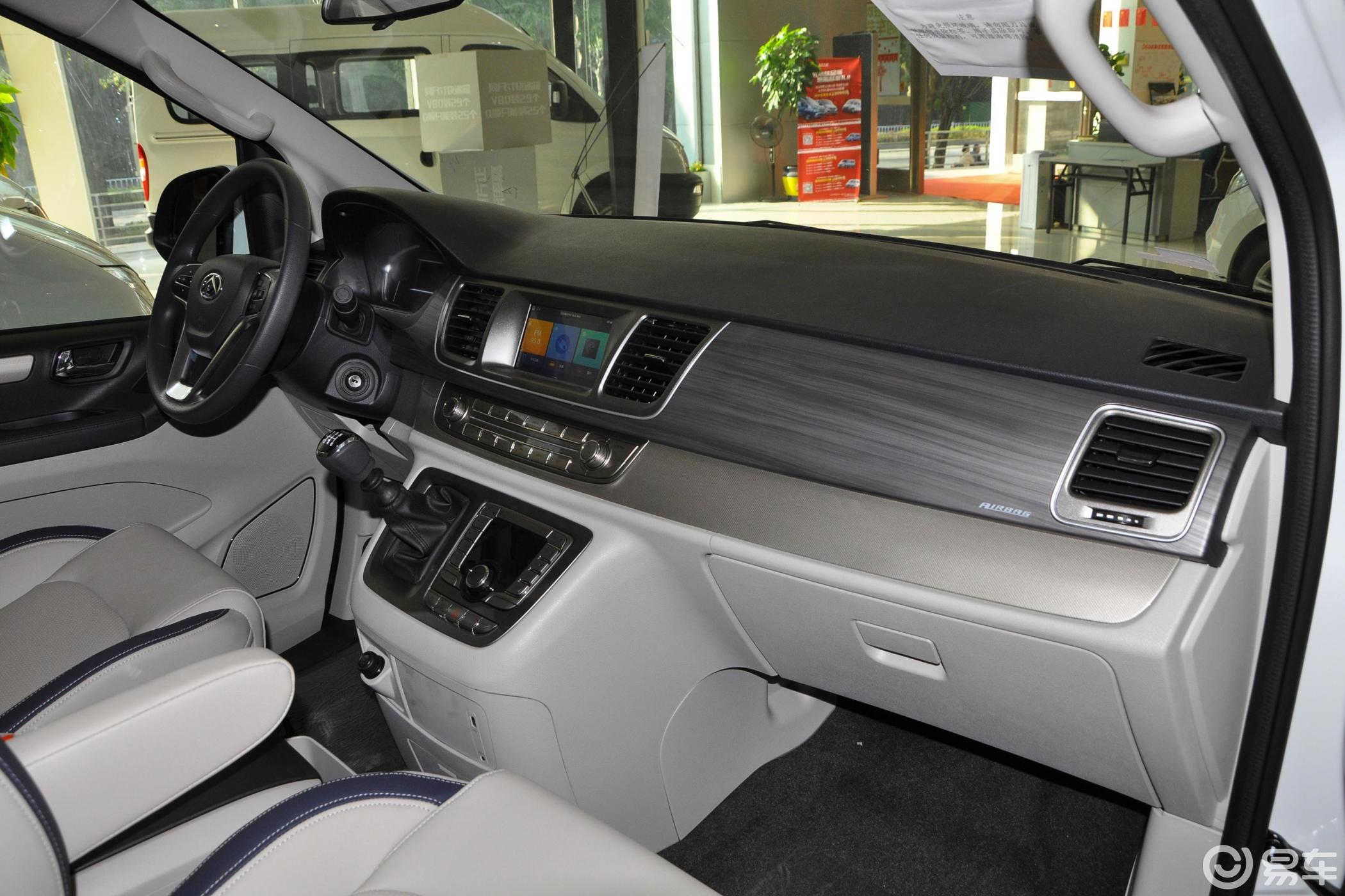 【上汽大通maxus g102021款2.