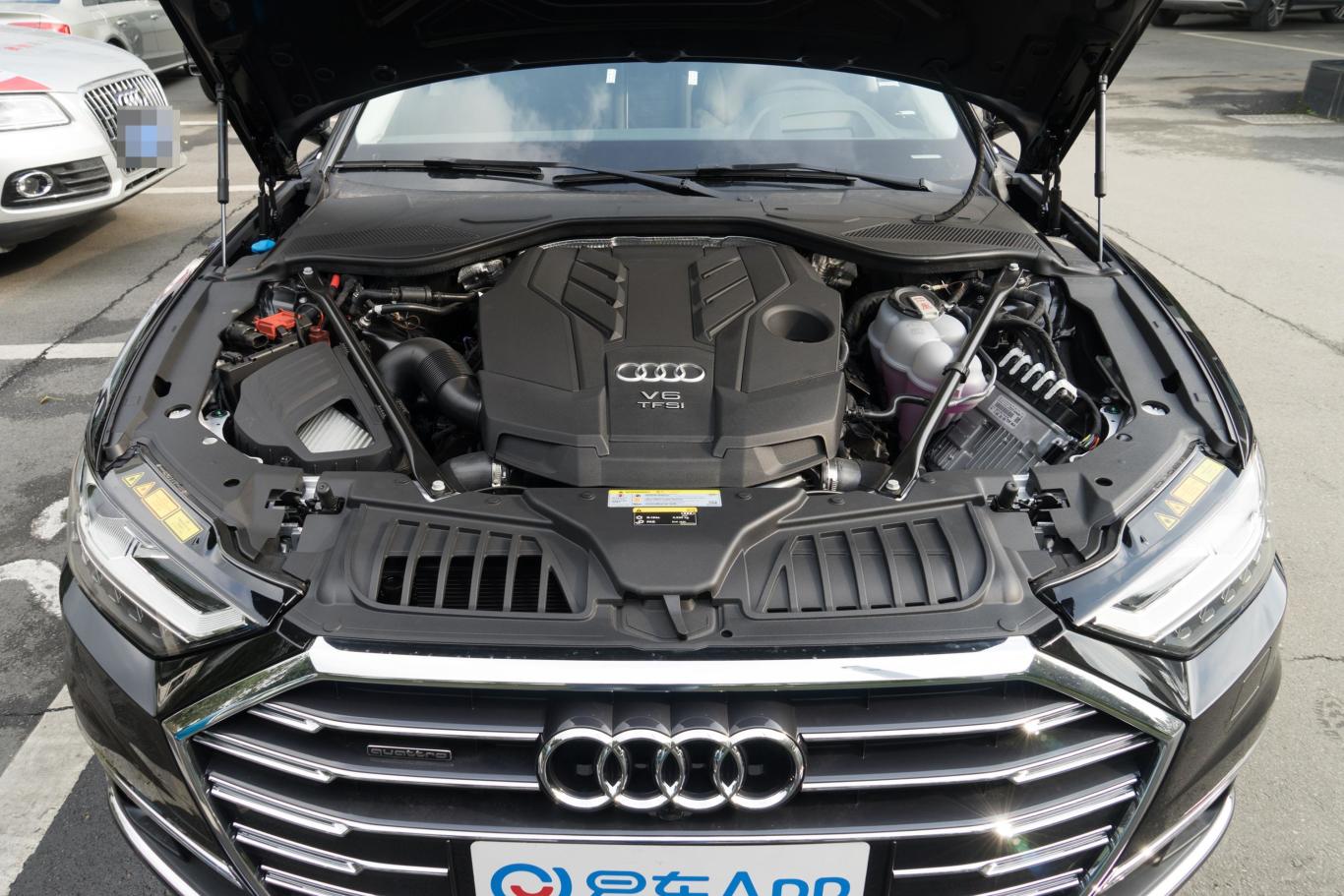 奥迪a8a8l 55 tfsi quattro 尊贵型发动机舱整体