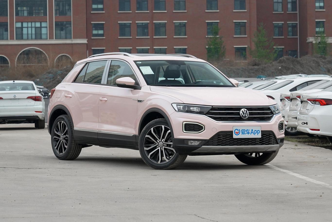 杰伦布朗与塔图姆的无球跑动和单打能力提升球队战术多样性