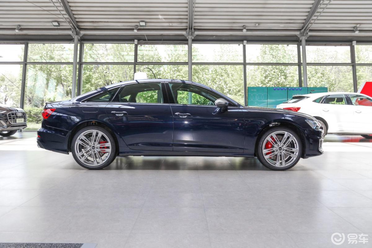 【奥迪s62021款2.9t正侧车头向右水平汽车图片-汽车图片大全】-易车