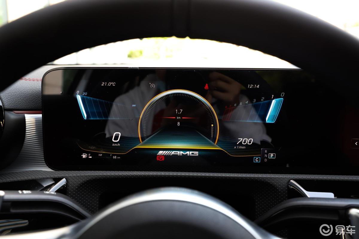 【奔驰a级 amg2020款amg a 35 l 4matic仪表盘汽车图片-汽车图片大全