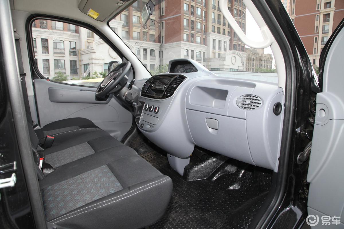 上汽大通maxus v80