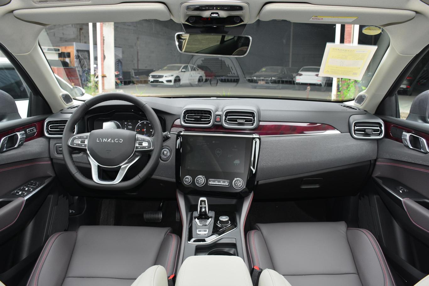 领克02 phev1.5t phev pro内饰全景正拍