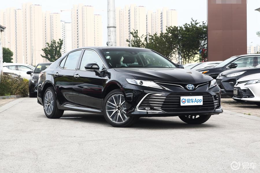 【凯美瑞2021款双擎 2.