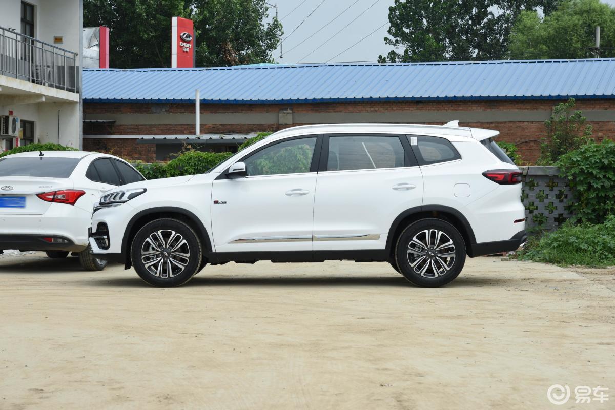 【瑞虎82021款鲲鹏版 390tgdi 双离合 扶摇版正侧车头向左水平汽车