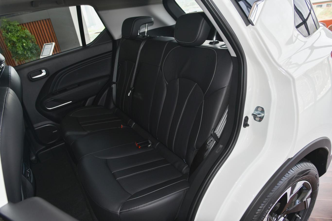 传祺gs3power 270t 手自一体 劲享版后排座椅