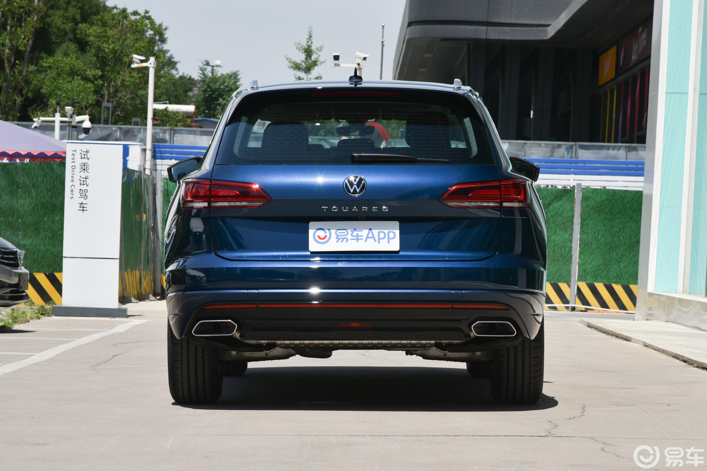 【途锐2.0T 锐尚版正后水平图片-汽车图片大全】-易车