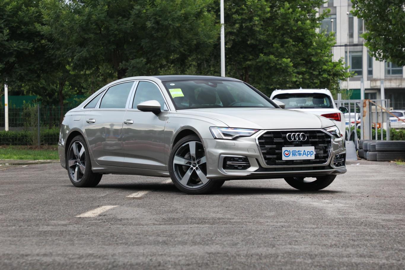 奥迪a6l45 tfsi quattro 臻选动感型侧前45度车头向右水平