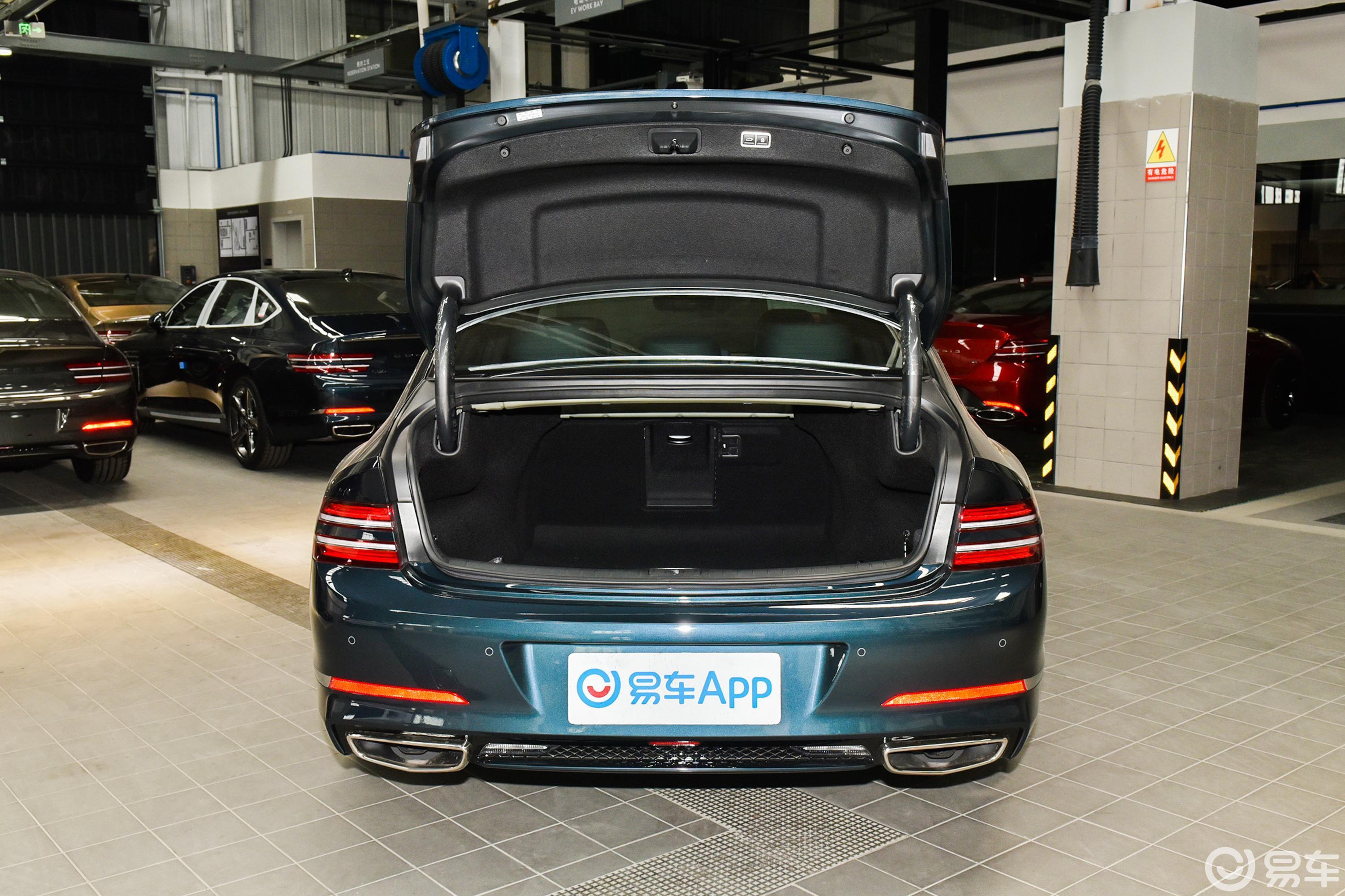 【捷尼赛思G802.5T 四驱豪华版后备厢图片-汽车图片大全】-易车