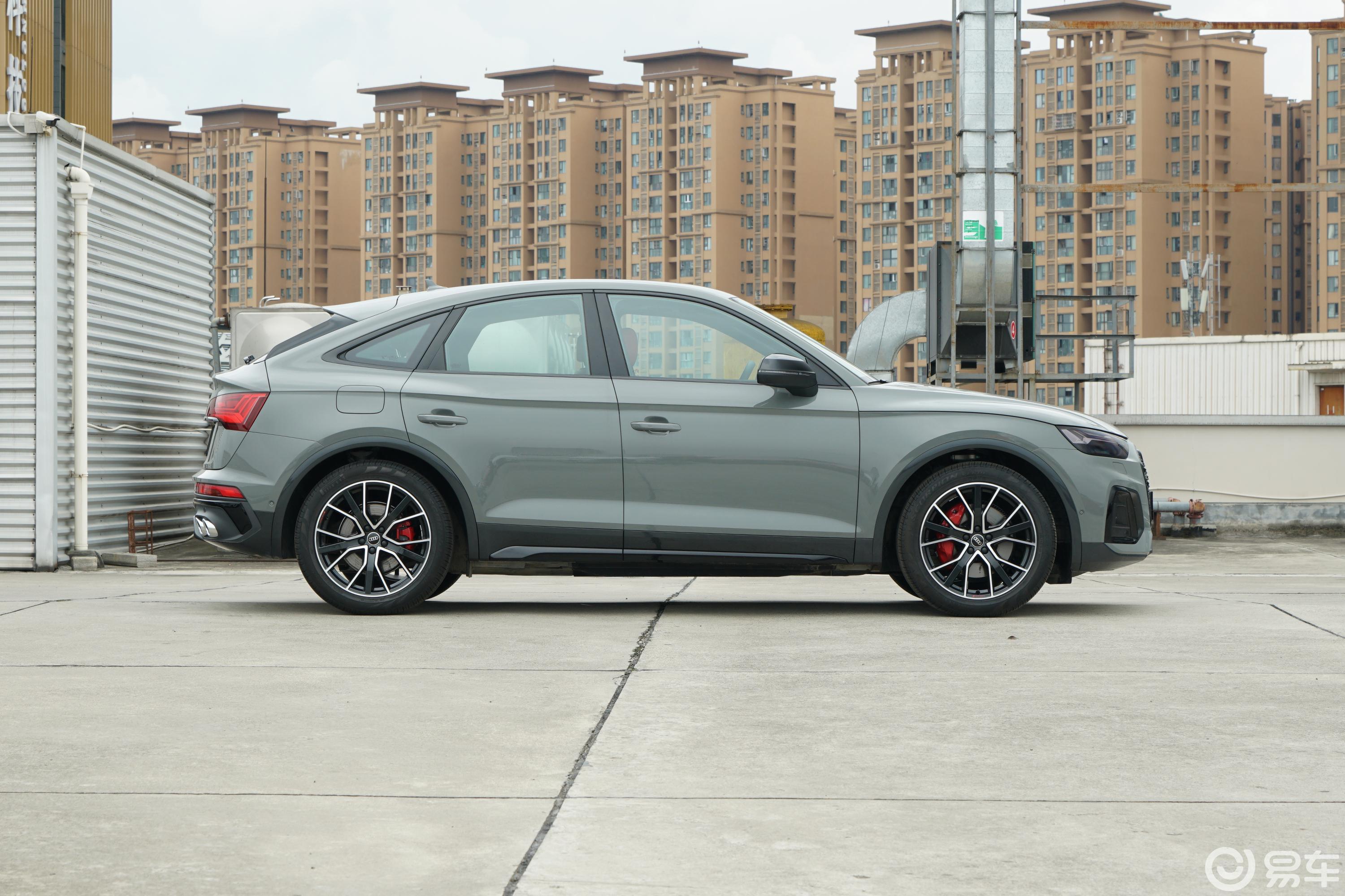 【奥迪SQ5 Sportback3.0T quattro正侧车头向右水平图片-汽车图片大全】-易车