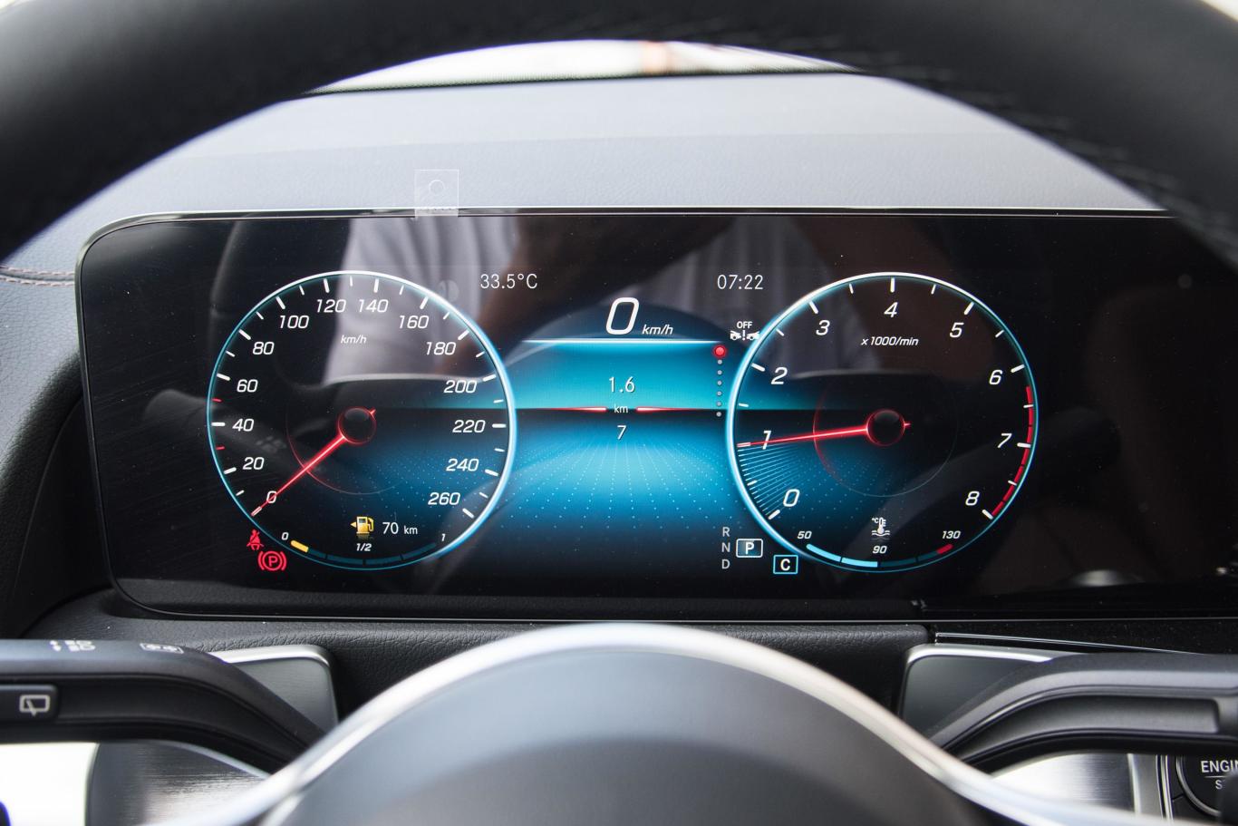 奔驰glbglb 200 时尚型仪表盘