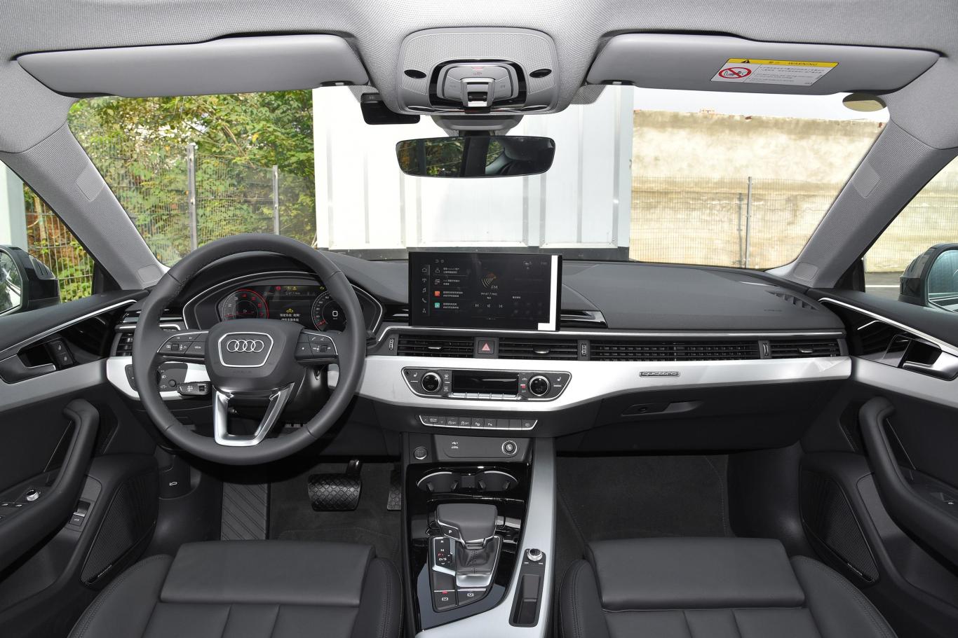 奥迪a5sportback 45 tfsi quattro 臻选动感型内饰全景正拍