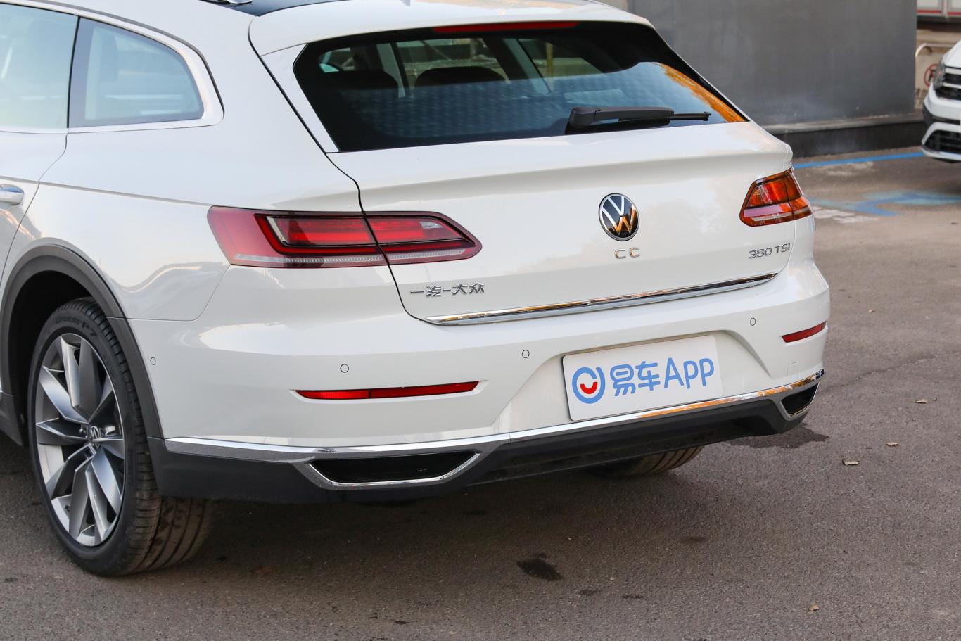 一汽-大众cc猎装车 380tsi 猎心版车尾特写