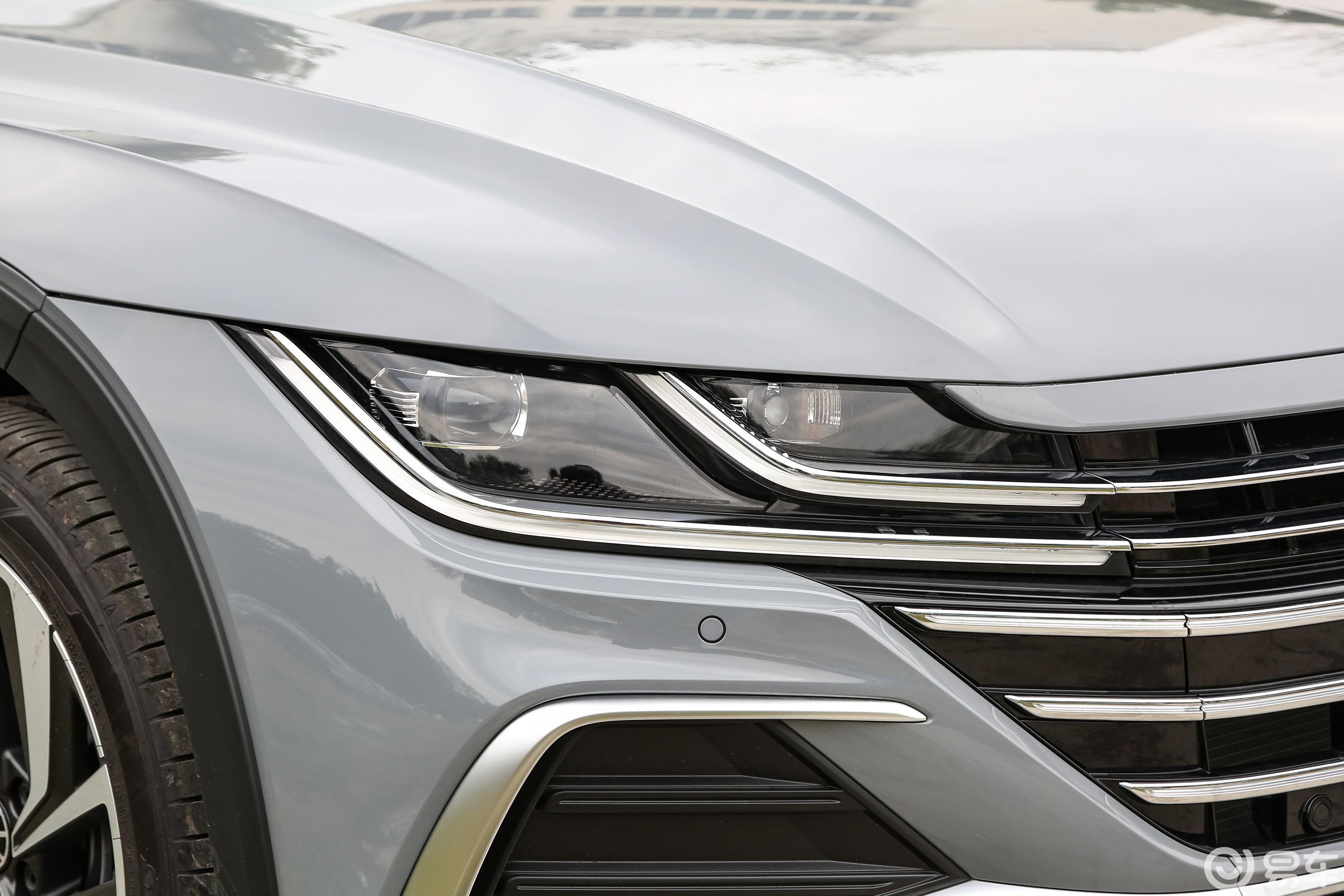【一汽-大众CC猎装车 330TSI 猎目版外观灯组图片-汽车图片大全】-易车