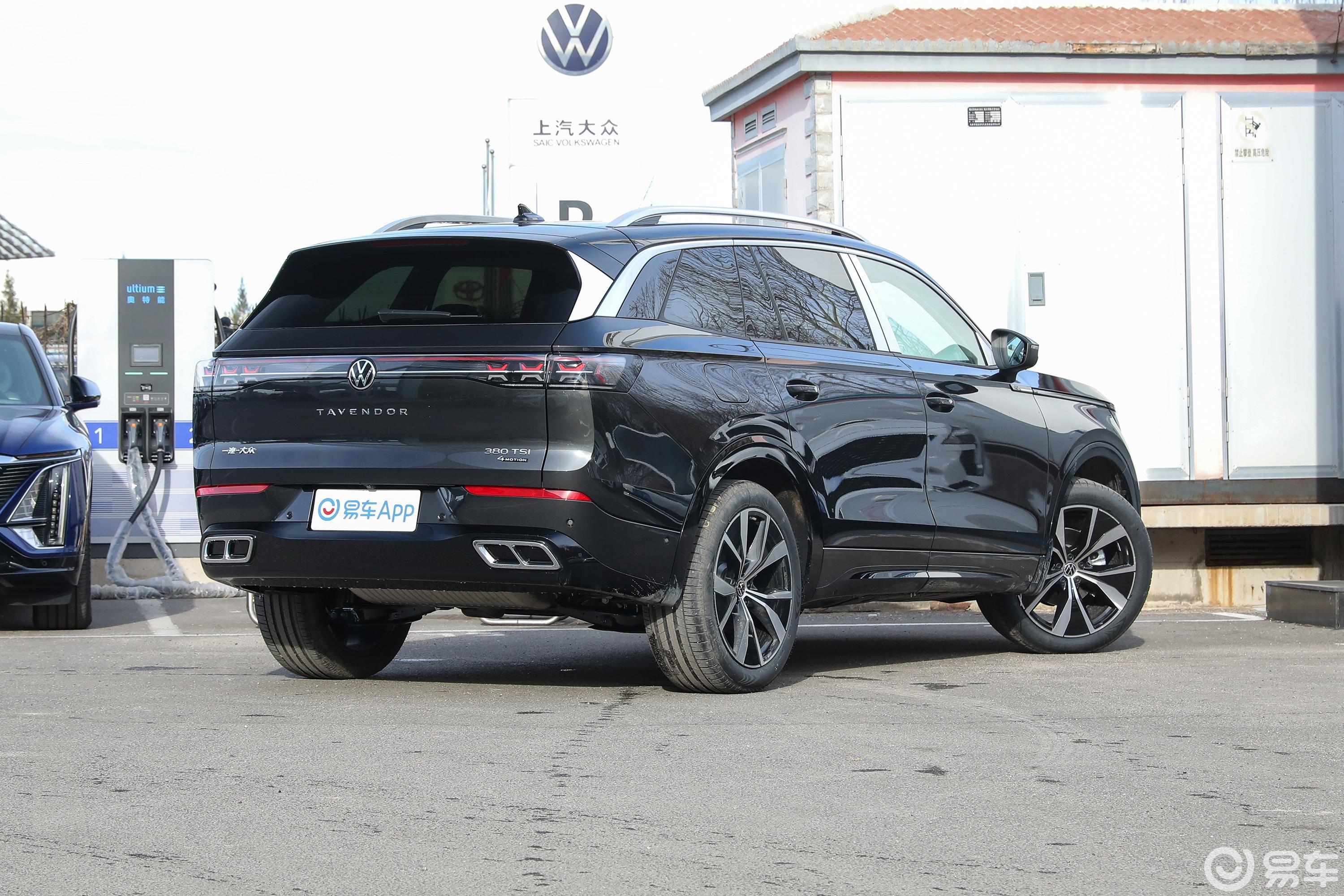 【揽巡380TSI 四驱R-Line首发版侧后45度车头向右水平图片-汽车图片大全】-易车