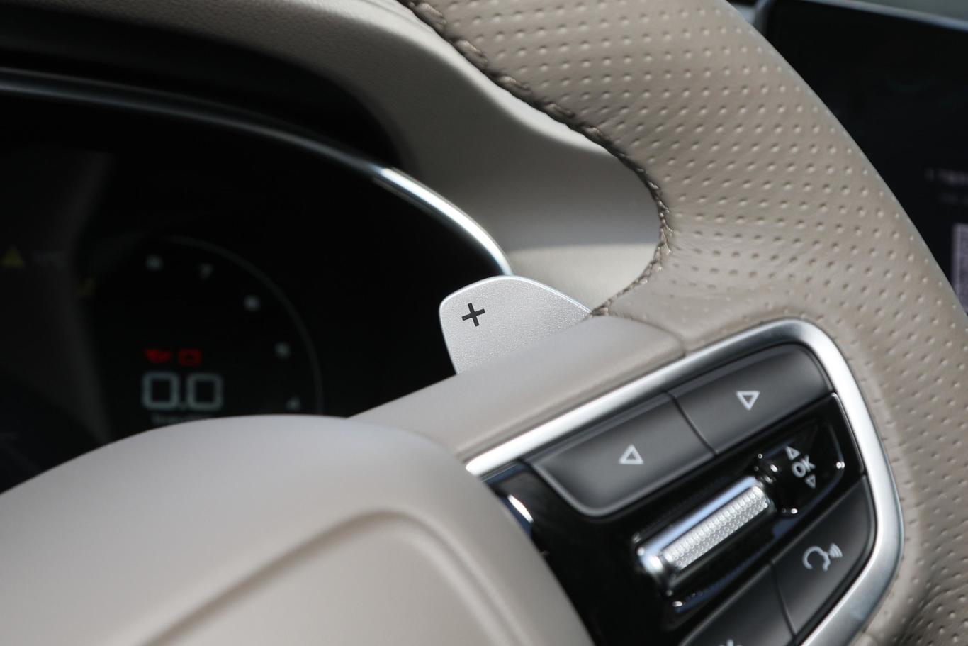 荣威imax8400tgi 至享版换挡拨片