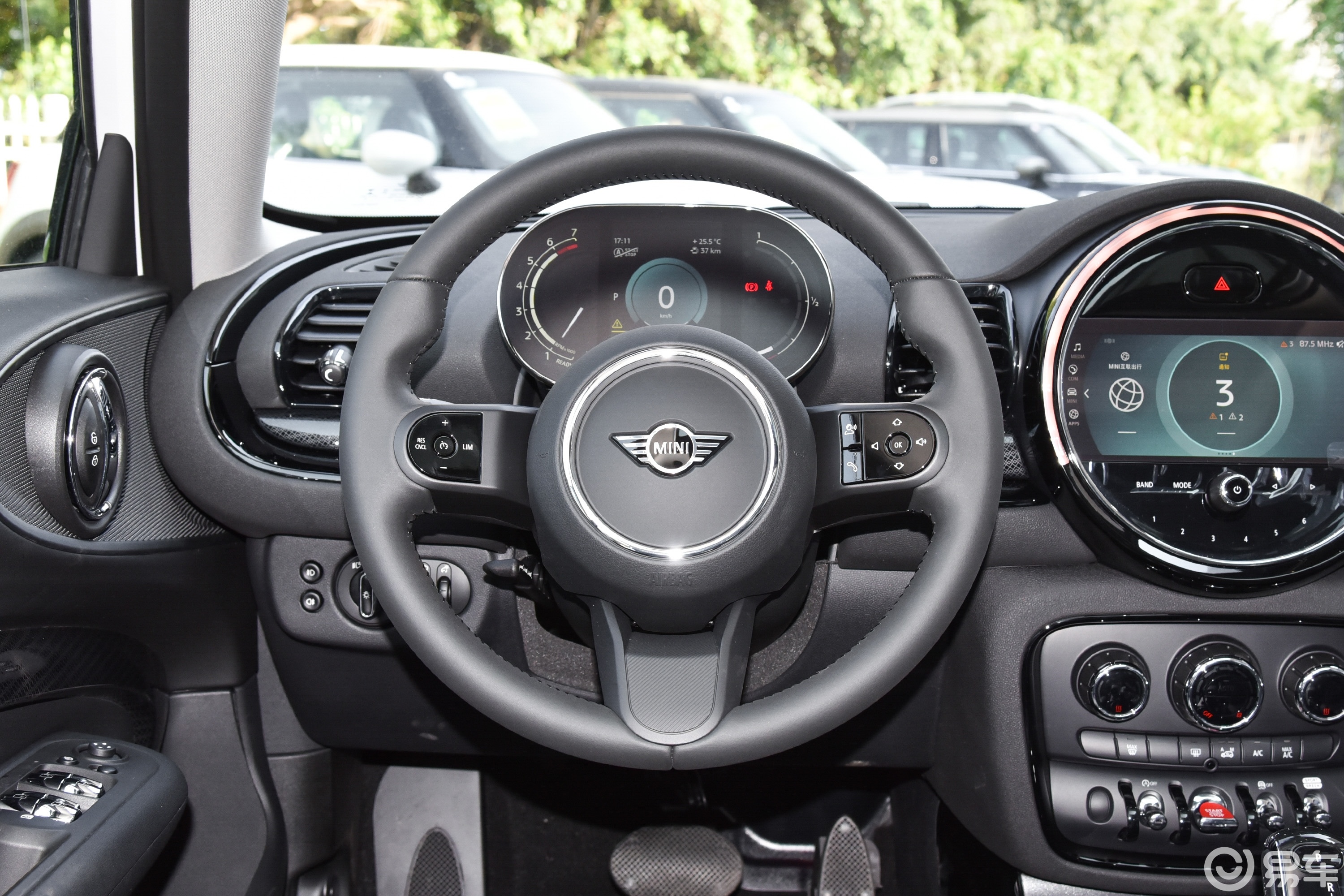 【MINI CLUBMAN改款 1.5T COOPER 经典派方向盘图片-汽车图片大全】-易车