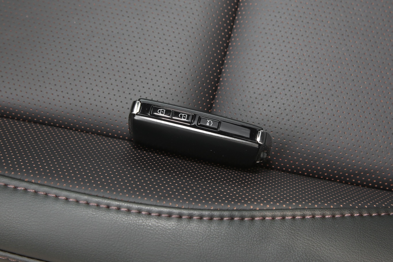 马自达3 昂克赛拉2.0l 自动质雅版钥匙正面