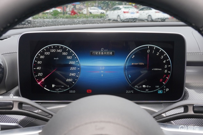 奥迪200和奔驰c级 插电混动的图片对比-易车