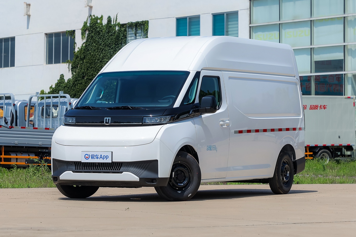 【远程超级VAN中轴高顶创富版 68kWh 2/3座侧前45度车头向左水平图片-汽车图片大全】-易车
