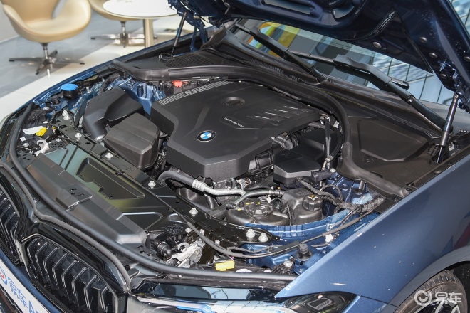 新款宝马3系/i3正式上市 售价31.99万元起_易车